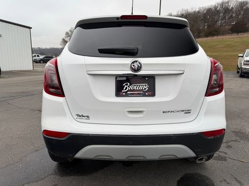 Used 2022 Buick Encore Preferred w/ Safety Package image 6