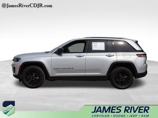 Used 2025 Jeep Grand Cherokee Altitude AWD/4WD video 2