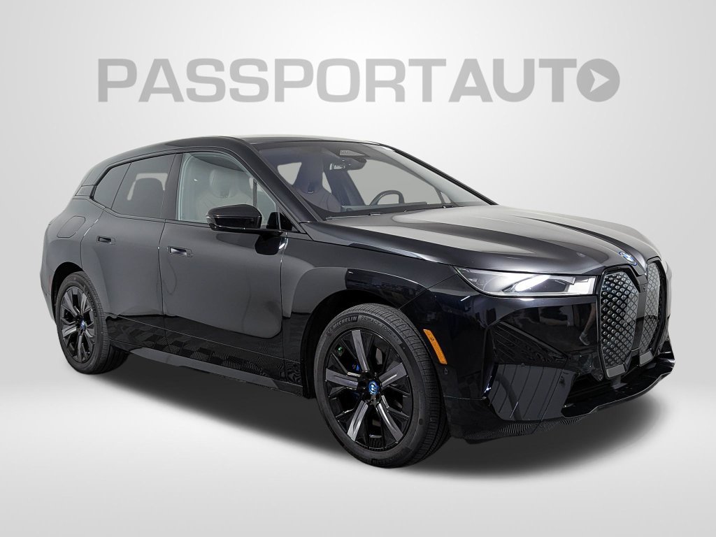 Certified 2025 BMW iX xDrive50 w/ Sport Package AWD/4WD image 9