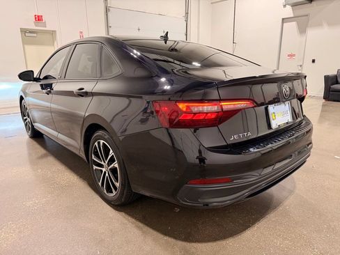 Used 2024 Volkswagen Jetta Sport FWD image 7