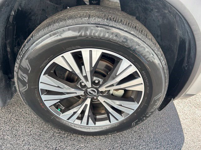 Used 2023 Nissan Rogue SV FWD image 53