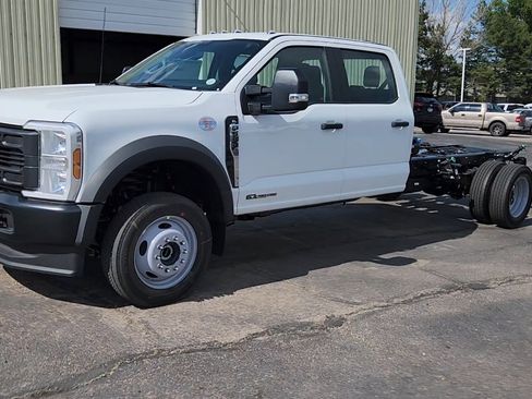 New 2025 Ford F550 4x4 Crew Cab image 2