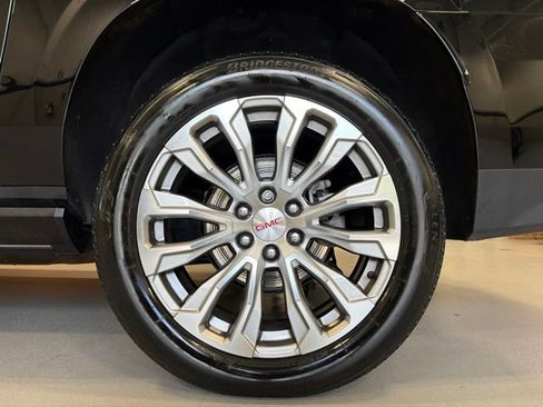 Used 2023 GMC Yukon XL Denali w/ Max Trailering Package AWD/4WD image 41