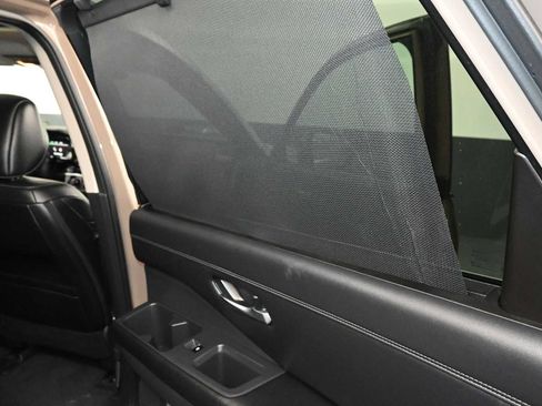 Used 2023 Nissan Pathfinder Platinum w/ Cargo Package AWD/4WD image 19