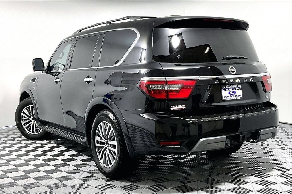 Used 2021 Nissan Armada SL w/ Captain's Chairs Package RWD image 11
