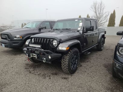 Used 2023 Jeep Gladiator Sport