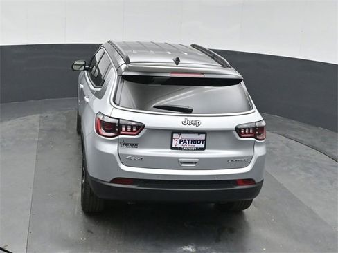 New 2026 Jeep Compass Limited w/ Mopar Graphics Package image 32