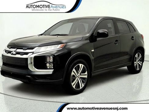 Used 2025 Mitsubishi Outlander Sport LE AWD/4WD image 1