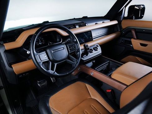 Used 2021 Land Rover Defender 90 X image 19