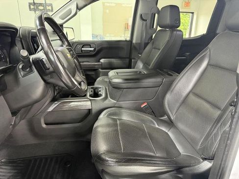 Used 2020 Chevrolet Silverado 1500 LTZ w/ LTZ Plus Package AWD/4WD image 17