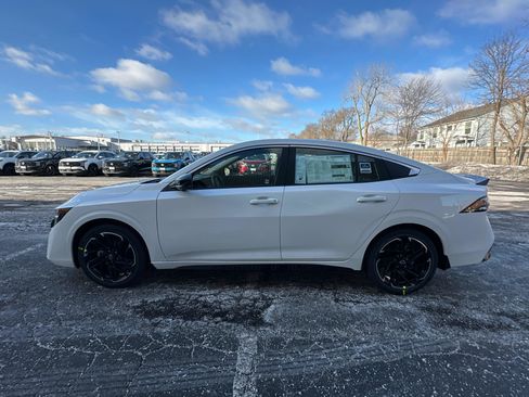 New 2026 Nissan Sentra SR w/ SR Premium Package FWD image 6