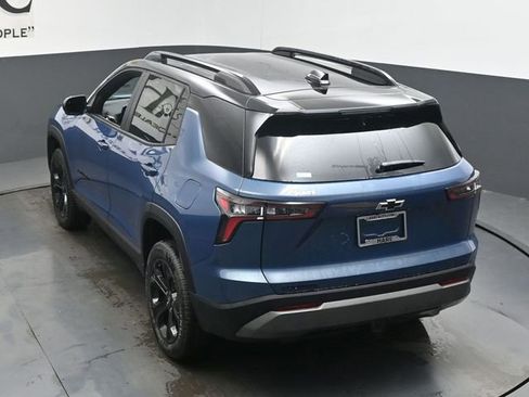 New 2026 Chevrolet Equinox LT w/ Midnight Edition FWD image 19