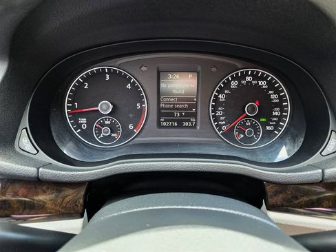 Used 2014 Volkswagen Passat TDI SEL Premium FWD image 16