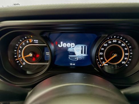 New 2026 Jeep Gladiator Mojave AWD/4WD image 12