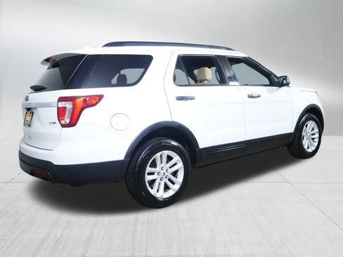 Used 2016 Ford Explorer Base image 7