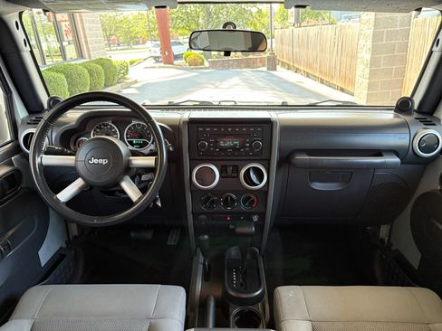 Used 2008 Jeep Wrangler Sahara w/ PWR Convenience Group AWD/4WD image 21