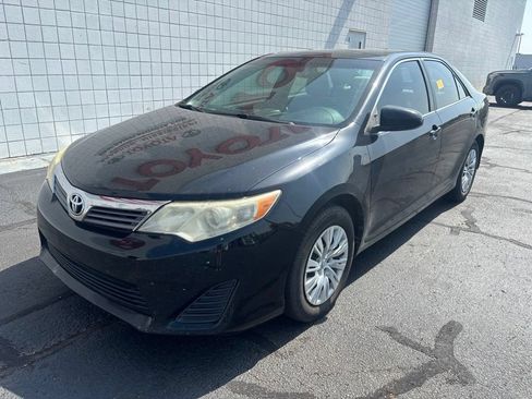 Used 2013 Toyota Camry FWD image 1