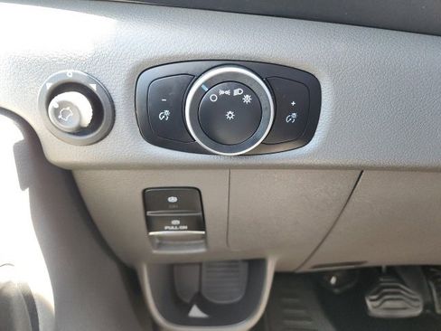 Used 2023 Ford Transit 350 XL image 34