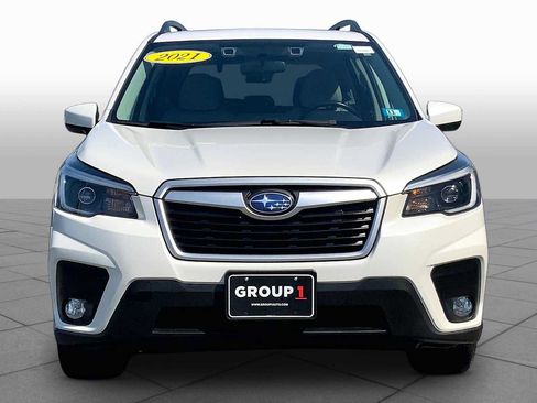 Used 2021 Subaru Forester Premium AWD/4WD image 3