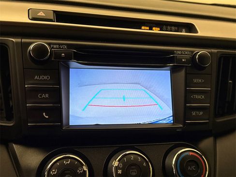 Used 2017 Toyota RAV4 LE image 26