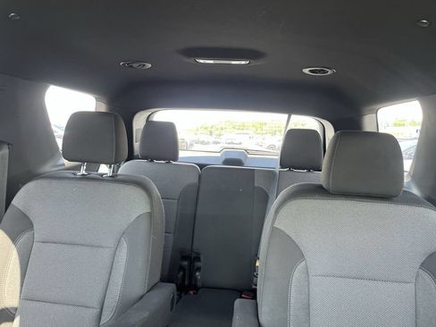 Used 2023 Chevrolet Traverse LT AWD/4WD image 13