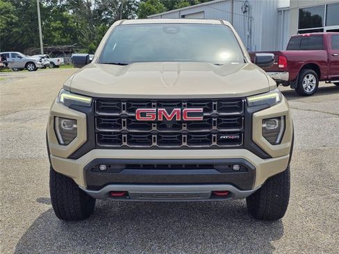 Used 2023 GMC Canyon AT4X AWD/4WD image 6