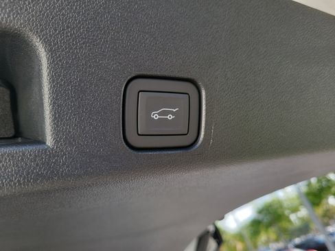 New 2026 Buick Enclave Preferred image 8