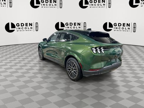 Used 2025 Ford Mustang Mach-E Premium image 6