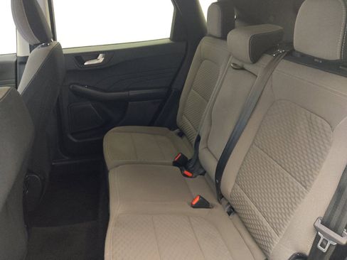 Used 2021 Ford Escape SE w/ Convenience Package FWD image 18