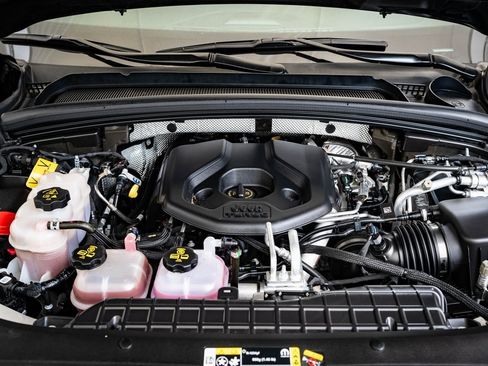 Used 2024 Jeep Grand Cherokee Limited 4xe image 36