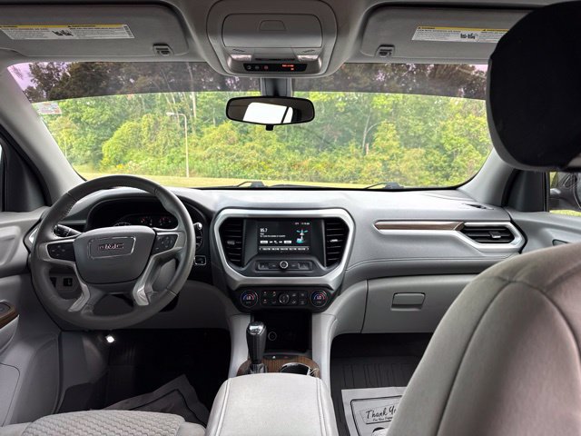 Used 2019 GMC Acadia SLE FWD image 12