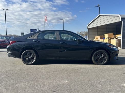 Certified 2023 Hyundai Elantra SEL image 36