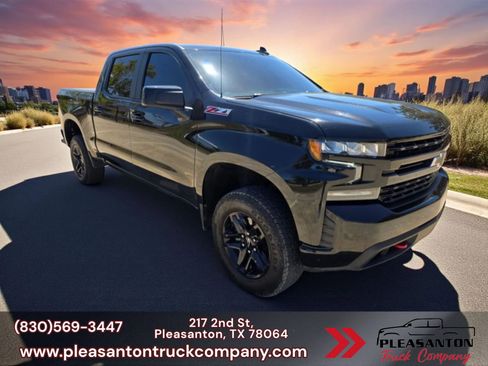 Used 2021 Chevrolet Silverado 1500 LT Trail Boss image 1