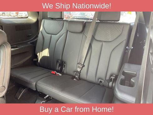 Used 2024 Hyundai Palisade SEL AWD/4WD image 13