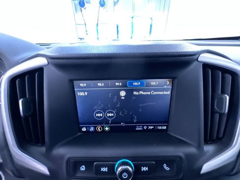 Used 2024 GMC Terrain SLE w/ Driver Convenience Package FWD image 24