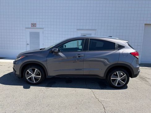 Used 2022 Honda HR-V EX image 3