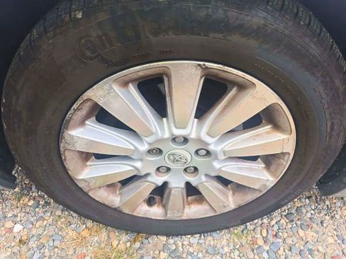 Used 2011 Toyota Sienna XLE image 16