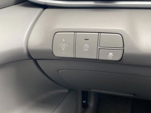 New 2026 Hyundai Elantra SE image 14