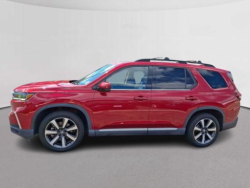 Certified 2023 Honda Pilot Touring image 6
