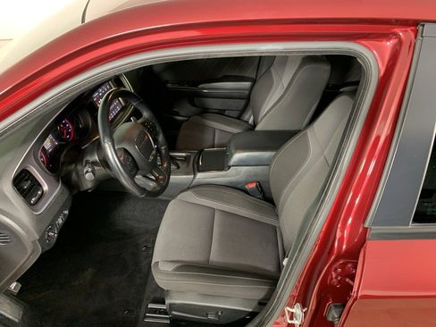 Used 2021 Dodge Charger SXT w/ Blacktop Package image 27