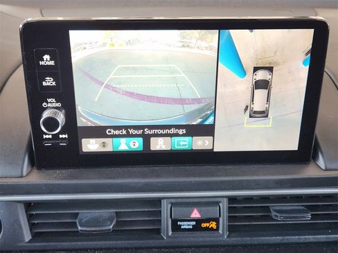 Used 2025 Honda Pilot Elite image 17