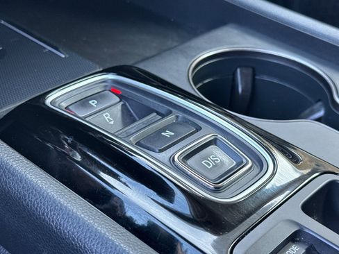 Used 2024 Honda Pilot EX-L image 17