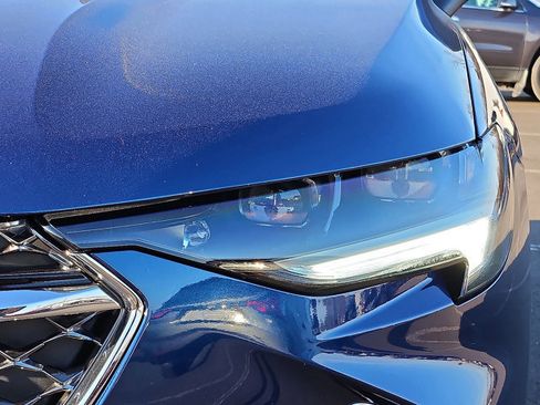 Used 2022 Buick Envision Avenir w/ Technology Package II image 9