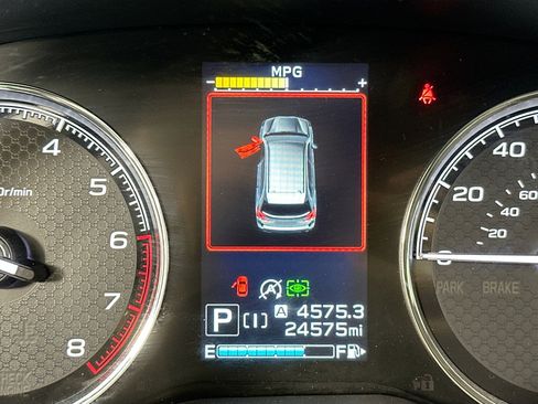 Used 2022 Subaru Forester Touring image 12