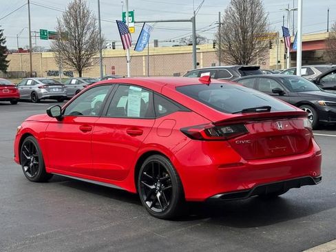 Used 2023 Honda Civic Sport image 9
