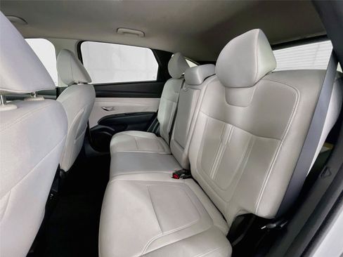 Certified 2025 Hyundai Tucson SEL AWD/4WD image 26