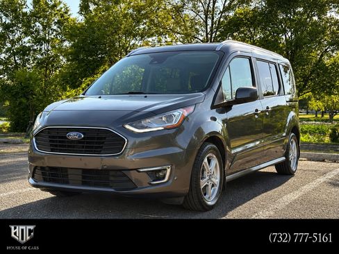Used 2019 Ford Transit Connect Titanium w/ Titanium Premium Package FWD image 1