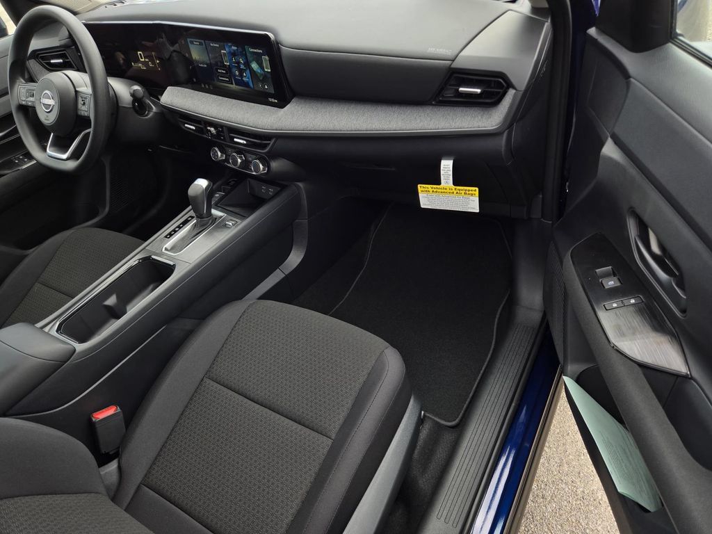New 2027 Nissan Kicks S FWD image 7
