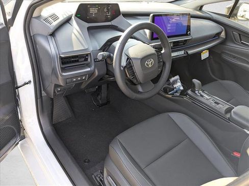 New 2026 Toyota Prius XLE image 3