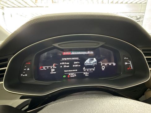 Used 2021 Audi Q7 2.0T Premium Plus w/ Executive Package image 17